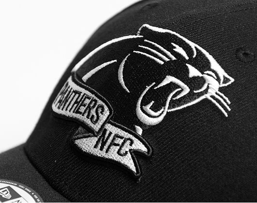 Kšiltovka New Era 39THIRTY NFL22 Sideline Carolina Panthers Black / White