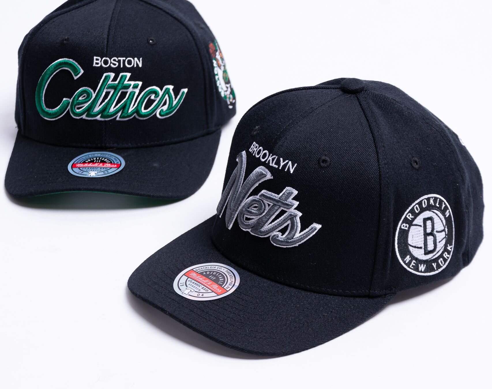 Mitchell & Ness NBA Brooklyn Nets Team Script 2.0 Black Snapback Hat 