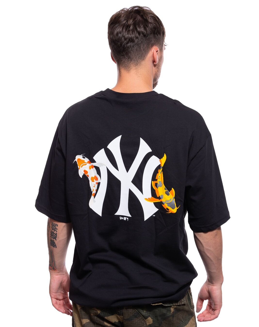 New York Yankees MLB Fish Graphic Oversized Black T-Shirt