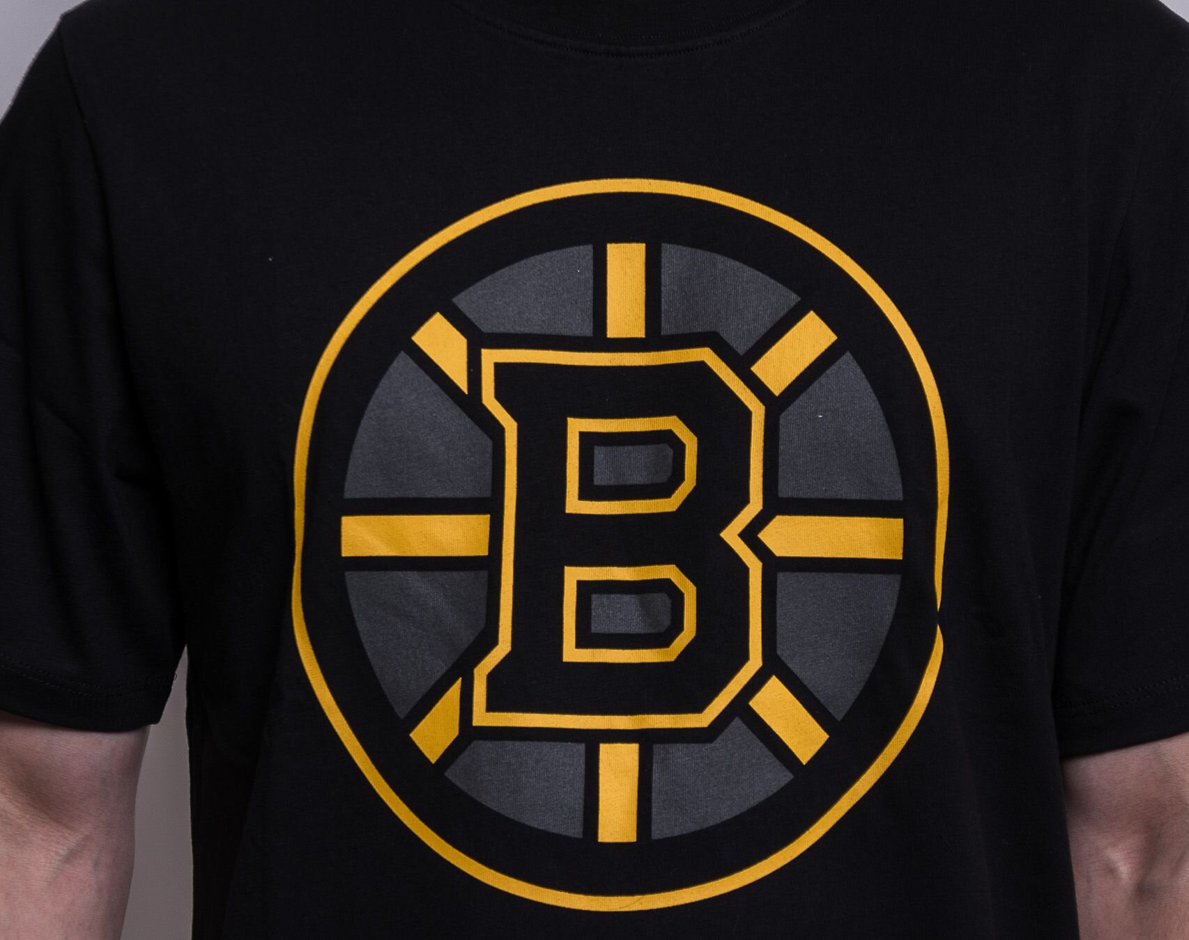 47 Brand NHL Boston Bruins t-shirt in black