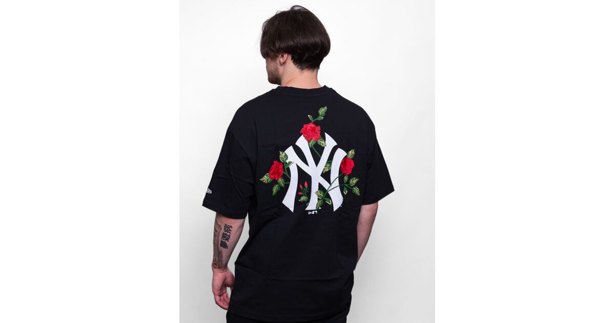 Triko New Era MLB Floral Graphic Flowers Oversized Tee New York Yankees  Black / Optic White - Snapbacks