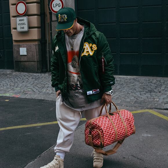 Bunda New Era - MLB × Alpha Industries - Oakland Athletics