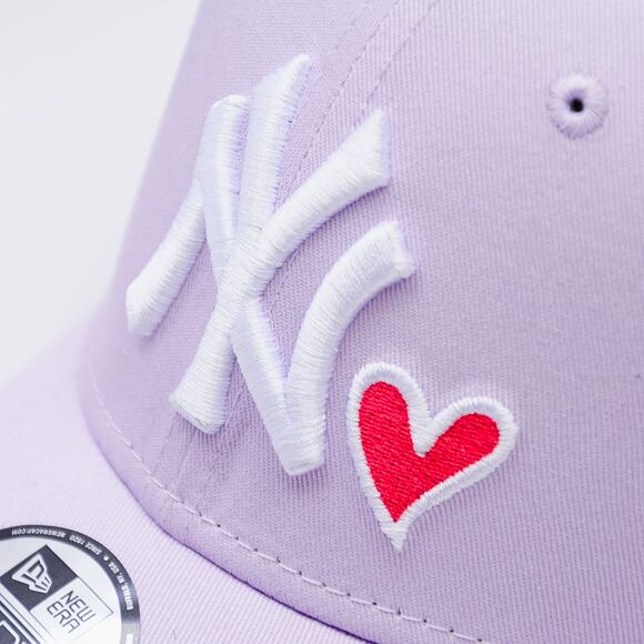 Dětská Kšiltovka New Era - MLB Heart 9FORTY - NY Yankees - Lila / White