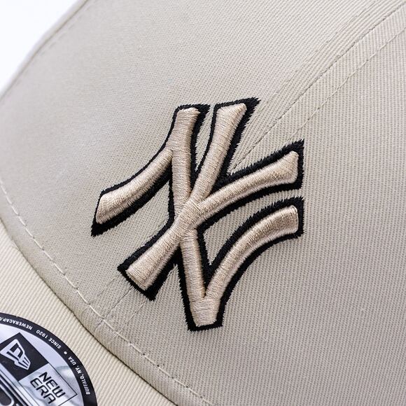 Kšiltovka New Era - MLB Team Outline 9FORTY - NY Yankees - Stone / Black