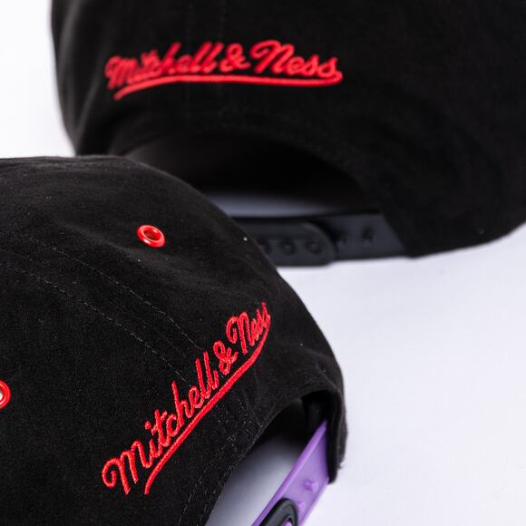 Kšiltovka Mitchell & Ness - Day 5 Snapback - Chicago Bulls - Black-Purple