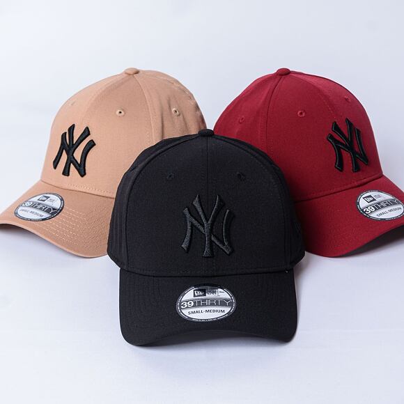 Kšiltovka New Era - 39THIRTY Stretch Nylon - NY Yankees - Black