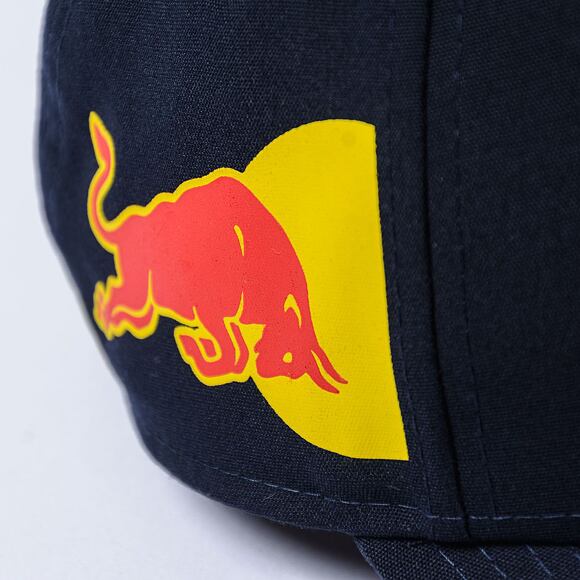 Kšiltovka New Era - 9FORTY Repreve Graphic Red Bull F1 - Dark Navy