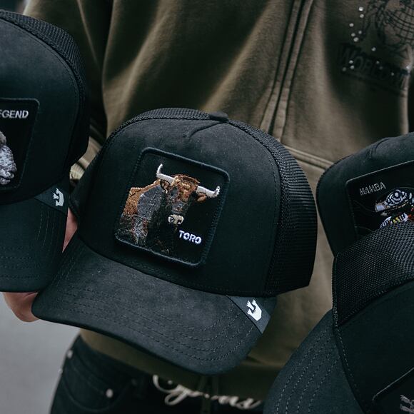 Kšiltovka Goorin Trucker - The Suede Bull - Black