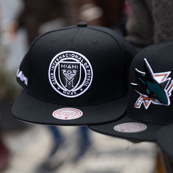 Kšiltovka Mitchell & Ness - Evergreen Black White Snapback - Inter Miami Cf - Black