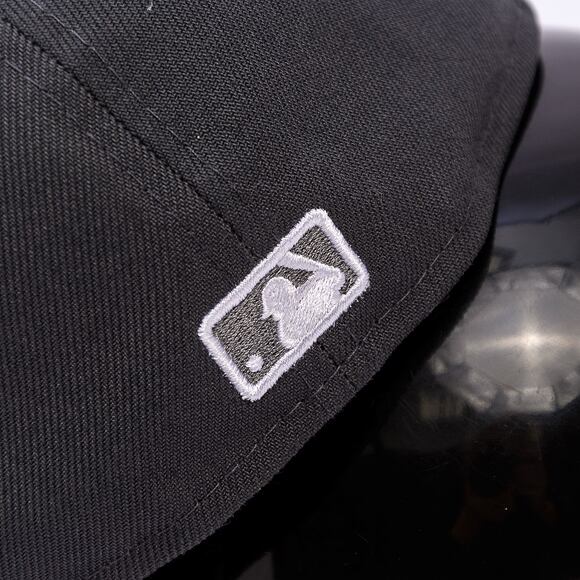 Kšiltovka New Era - MLB Basic 59FIFTY - NY Yankees - Gray / White