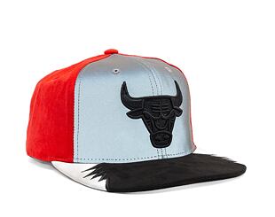 Kšiltovka Mitchell & Ness - Day 5 Snapback - Chicago Bulls - Grey-Red