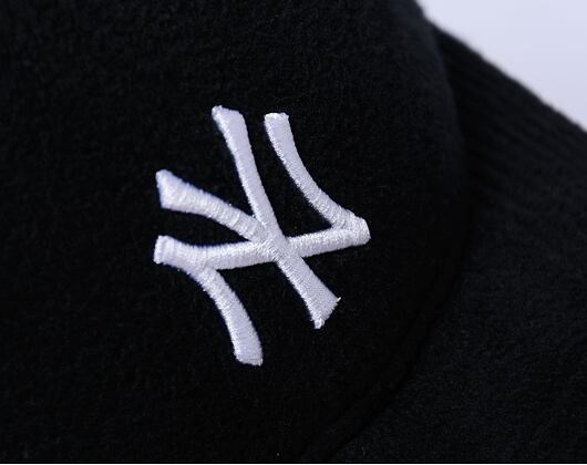 Dámská kšiltovka New Era - 9FORTY Cosy - NY Yankees - Black / White