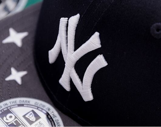 Dětská Kšiltovka New Era - 9FIFTY Kids MLB Glow In The Dark - NY Yankees - Navy