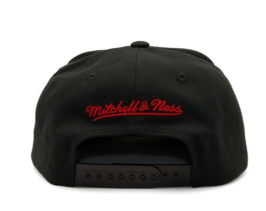 Kšiltovka Mitchell & Ness World Champs Snapback NBA Chicago Bulls Black