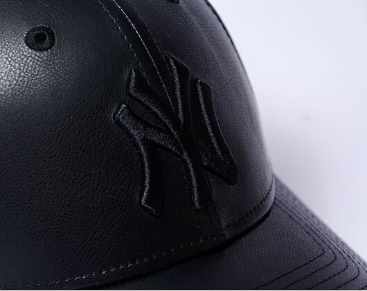 Dámská kšiltovka New Era - 9FORTY Faux Leather - NY Yankees - Black