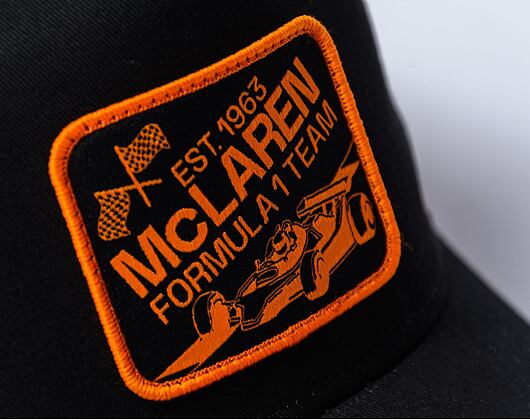 Kšiltovka New Era - 9FORTY Trucker Retro Graphic Patch - McLaren F1 - Black