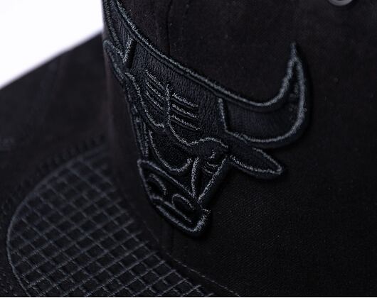 Kšiltovka Mitchell & Ness - Day 5 Snapback - Chicago Bulls - Black