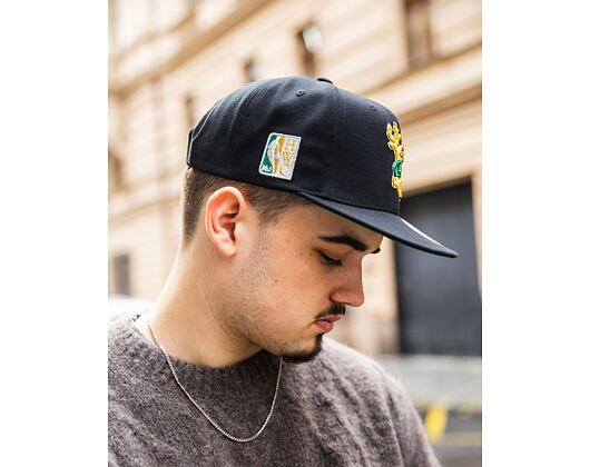 Kšiltovka Mitchell & Ness - Shine On Snapback Hwc - Milwaukee Bucks - Black