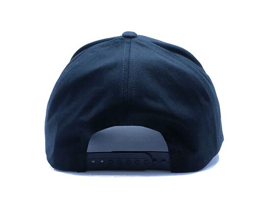 Kšiltovka Yupoong 5-Panel Curved Classic Snapback black