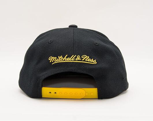 Kšiltovka Mitchell & Ness NBA Day One Snapback Bulls Yellow / Black