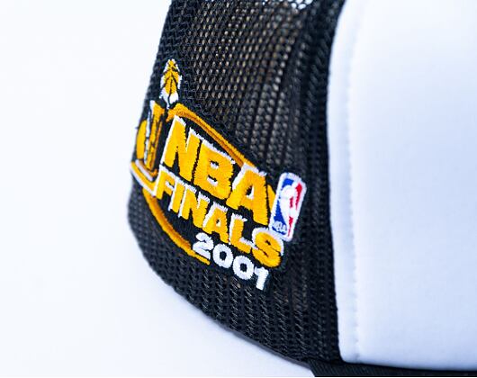 Kšiltovka Mitchell & Ness Champions Trucker Hwc NBA Philadelphia 76Ers White