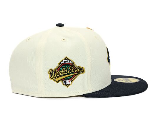 Kšiltovka New Era - 59FIFTY Contrast Pin - Toronto Blue Jays - Off White