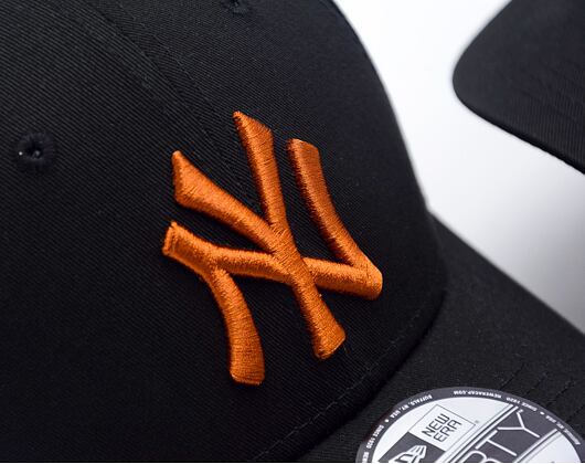 Kšiltovka New Era - 9FORTY MLB League Essential - NY Yankees - Black / Brown