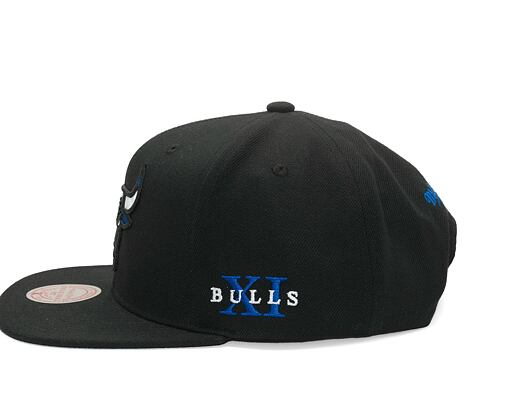 Kšiltovka Mitchell & Ness - Core Xi Snapback - Chicago Bulls - Black/Blue