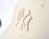 Dámská kšiltovka New Era - 9FORTY Faux Leather - NY Yankees - Stone